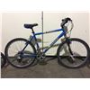 Image 1 : 2 BIKES - BLUE KUWAHARA 21-SPEED FRONT SUSPENSION MOUNTAIN BIKE, ORANGE HOT WHEELS SINGLE SPEED