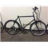 Image 2 : 2 BIKES - BLUE ALGONQUIN 18-SPEED FRONT SUSPENSION MOUNTAIN BIKE, BLACK NO NAME 21-SPEED  CRUISER