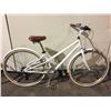 Image 1 : WHITE NORCO 7-SPEED CRUISER BIKE