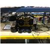Image 1 : DEWALT DC011 WORKSITE RADIO & BOSCHPB120 PORTABLE RADIO AND COLEMAN LANTERN