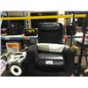 Image 1 : HUMAN TOUCH IJOY BLACK MASSAGE CHAIR