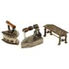 Image 1 : 2 Irons and 1 Trivet