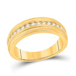 1/2 CTW Mens Round Diamond Wedding Single Row Band Ring 10kt Yellow Gold - REF-68A2M