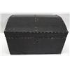 Image 1 : SMALL WOODEN TRUNK