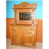 Image 2 : OAK SIDEBOARD