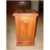 Image 1 : PINE CABINET