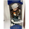 Image 2 : Lot Of 2 Porcelain Dolls In Original Packages