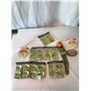Image 1 : 2 Chalkware Santas, Pixii, Floating Candles, 24 Xmas Tree Candle Holders W. Germany
