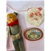 Image 5 : 2 Chalkware Santas, Pixii, Floating Candles, 24 Xmas Tree Candle Holders W. Germany