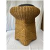 Image 2 : Vintage Wicker Stool