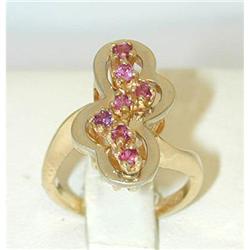 9025 14K Gold Ring w/ Ruby
