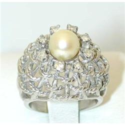 625 14KW Pearl Ring w/Diamond