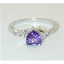 2491 10k White Gold Ring w/Amethyst/Diamonds