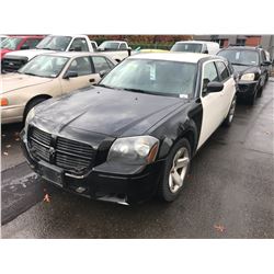 2007 DODGE MAGNUM, 4DR SEDAN, WHITE/BLACK, VIN # 2D4GV47257H801904