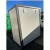 Image 2 : BRAND NEW BASTONE PORTABLE MOBILE DOUBLE TOILET, WITH TWO TOILETS AND TWO SINKS