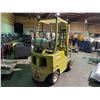 Image 2 : CLARK C500Y-30 3000LBS CAP. 2 STAGE PROPANE RIDE ON COUNTER BALANCE FORKLIFT ( PROPANE BOTTLE