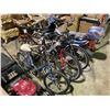 Image 1 : 4 ASSORTED BIKES
