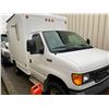 Image 2 : 2004 FORD E350 CUBE VAN SUPER DUTY  VIN  1FDSE35L94HB41327 *RUST ISSUES*