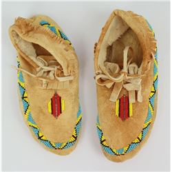 Montana Native American Indian Moccasins Beaded