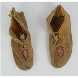 Montana Native American Indian Moccasins Beaded