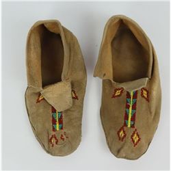 Montana Native American Indian Moccasins Beaded