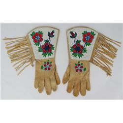 Nice Plateau Indian Beaded Gauntlet Gloves