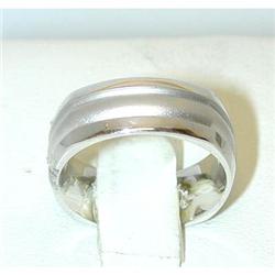 1135 ARTCARVED 14KW Gold Ring