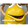 Image 3 : M&M's figure yellow