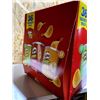 Image 4 : 2017 Pringles Box