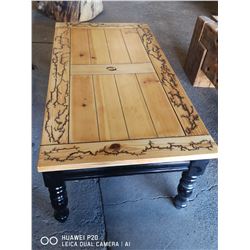 BLACK AND BLONDE LICHTENBERG FRACTAL BURNT