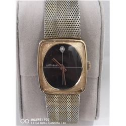 VINTAGE WITTNAUER WIND UP WATCH WITH 1 DIAMOND