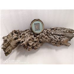 1840 WORLDS FIRST ADHESIVE PENNY BLACK STAMP.