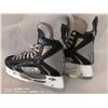 Image 1 : PAIR OF EASTON SIZE 9.5 SKATES