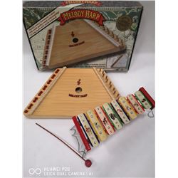 VINTAGE KIDS XYLOPHONE AND MELODY HARP