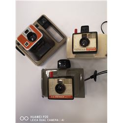 LOT OF 3 VINTAGE CAMERAS