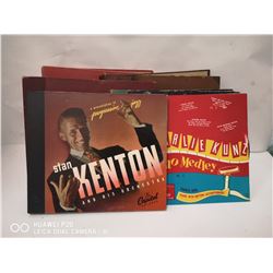 LOT OF 5 VINTAGE JAZZ RECORD BINDERS