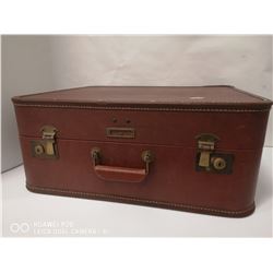 VINTAGE BROWN LEATHER SUIT CASE 21" X 9" X 19"
