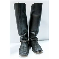 MODEL 1885 CAVALRY BOOTS AND SPURS
