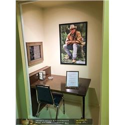 LOT OF AUTHENTIC SET PROPS FROM AWARD WINNING