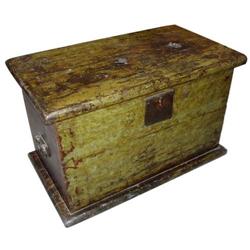 Excellent Chinese Qing Dy. Wood Trunk #1207399