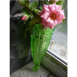 Auto  Touring Car Vase...Vaseline  Vase... #1207909