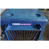 Image 8 : Deluxe pet porter and pet mate pet kennel transporter