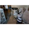 Image 7 : 2 BOX OF 210 TOTAL GLASS BOTTLES 200ML SOME WITH LIDS