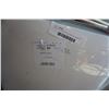 Image 2 : White TCL 10,000 BTU portable air conditioner store return does turn on and blow air