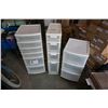 Image 1 : 3 gracious living white storage organizers