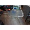 Image 2 : 2 GLASSTOP PATIO TABLES