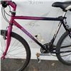 Image 2 : PURPLE GIANT BIKE