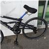 Image 3 : BLACK IRONHORSE BIKE