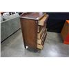 Image 8 : 5 DRAWER VINTAGE CHEST OF DRAWERS