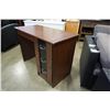 Image 2 : 3 DRAWER PEDESTAL DESK